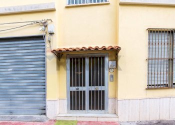 Edificio all\'aperto - Quadrilocale Via Paladino
 
36, Giardini-Naxos - foto 23