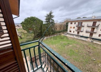 Balcone - Quadrilocale via  Elio  vittorini
 
18, Piazza Armerina - foto 15