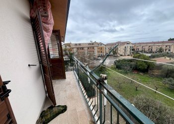 Balcone - Quadrilocale via  Elio  vittorini
 
18, Piazza Armerina - foto 20