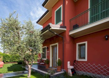 Casa all\'aperto - Semi-detached house via dei frutteti
 
1, Camaiore - photo 9