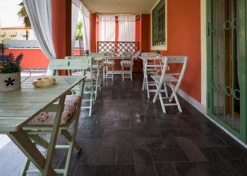 Terrazza - Semi-detached house via dei frutteti
 
1, Camaiore - photo 10