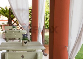 Dettagli - Semi-detached house via dei frutteti
 
1, Camaiore - photo 13