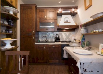 Cucina - Semi-detached house via dei frutteti
 
1, Camaiore - photo 23