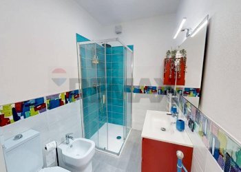 Bagno - Quadrilocale via toti
 
13, Viareggio - foto 9