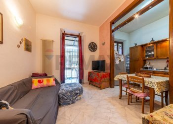 Sala da pranzo - Casa semi indipendente VIA IV NOVEMBRE
 
25, Prato - foto 9