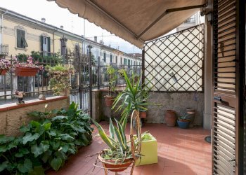 Terrazza - Casa semi indipendente VIA IV NOVEMBRE
 
25, Prato - foto 32