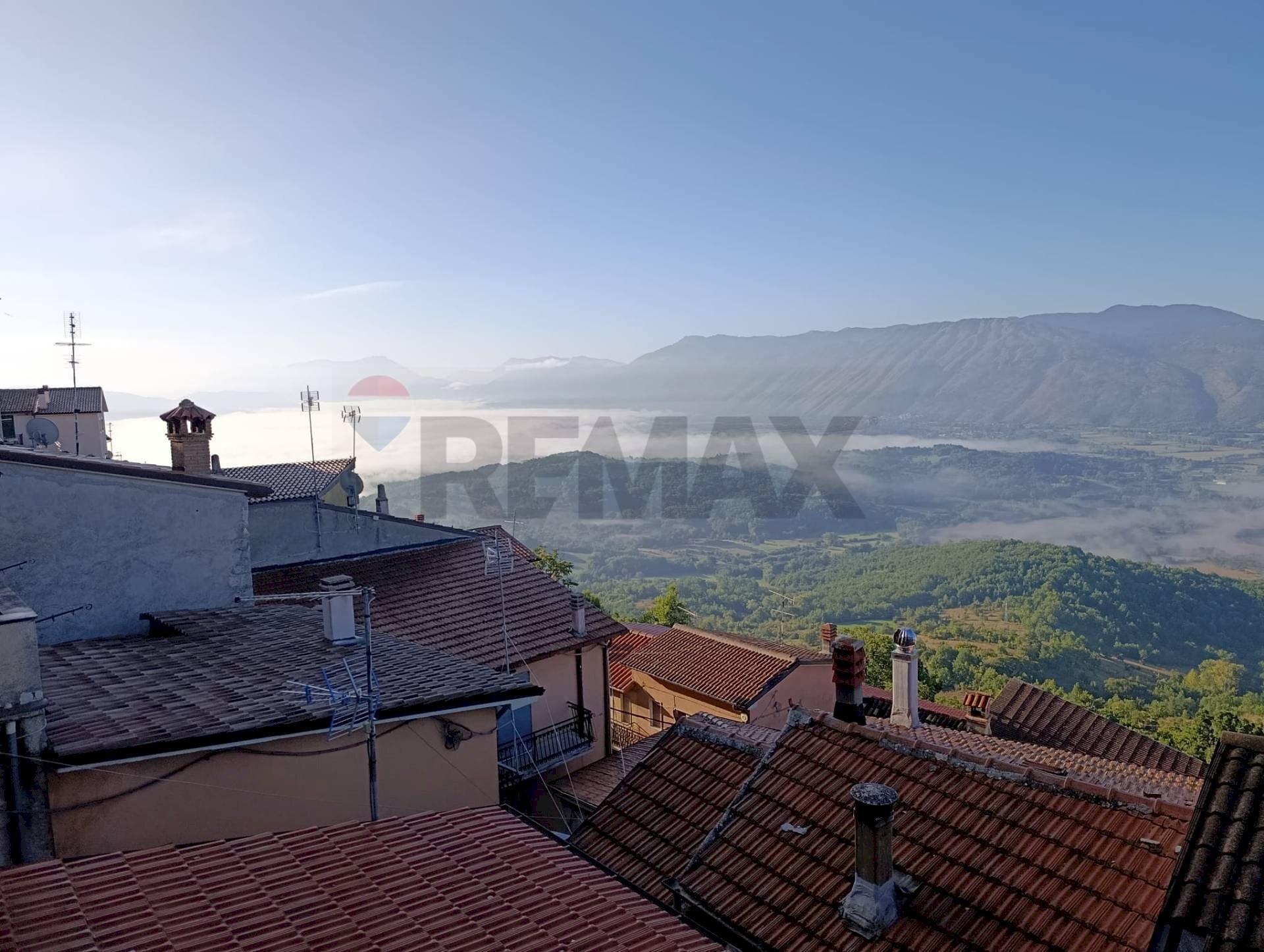 Edificio all\'aperto - Trilocale VIA ZAMPUCO
 
5, Tagliacozzo - foto 1