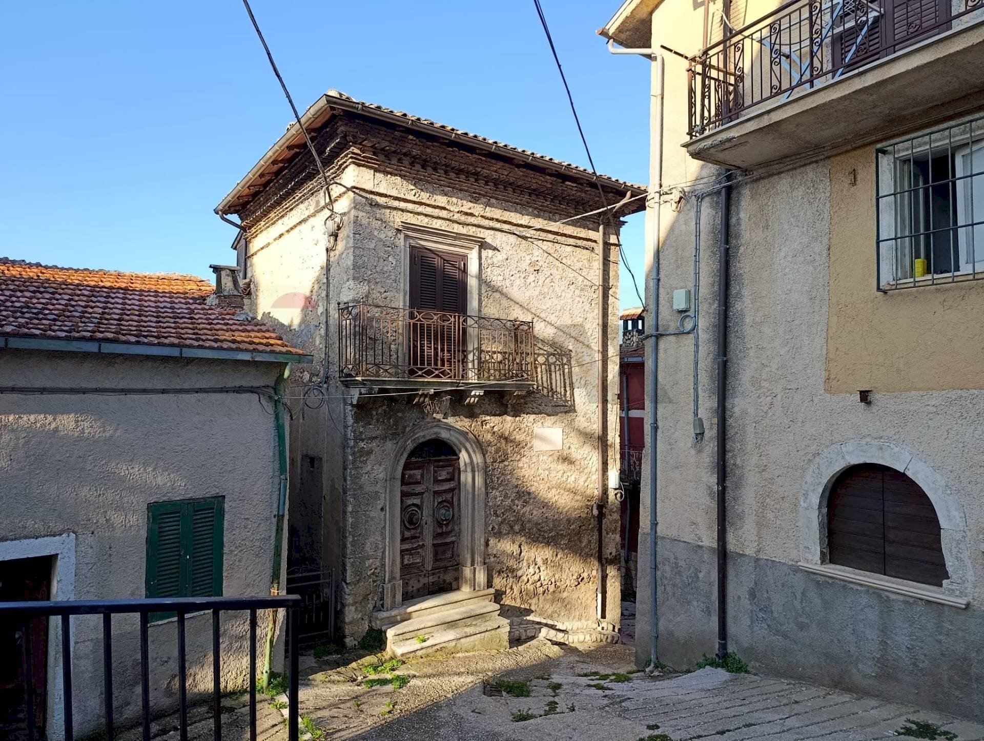 Casa all\'aperto - Trilocale VIA ZAMPUCO
 
5, Tagliacozzo - foto 2