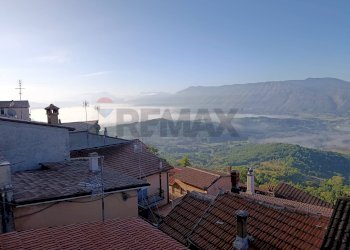 Edificio all\'aperto - Trilocale VIA ZAMPUCO
 
5, Tagliacozzo - foto 1