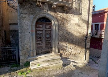 Edificio all\'aperto - Trilocale VIA ZAMPUCO
 
5, Tagliacozzo - foto 3