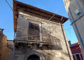 Edificio all\'aperto - Trilocale VIA ZAMPUCO
 
5, Tagliacozzo - foto 5