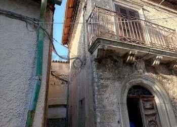 Edificio all\'aperto - Trilocale VIA ZAMPUCO
 
5, Tagliacozzo - foto 15