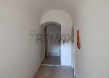 Hall / corridoio - Trilocale VIA ZAMPUCO
 
5, Tagliacozzo - foto 16