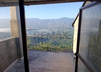 Balcone - Trilocale VIA ZAMPUCO
 
5, Tagliacozzo - foto 26