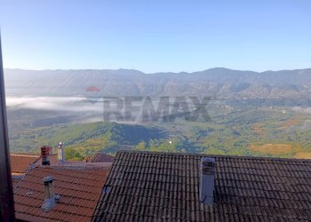 Vista delle montagne - Trilocale VIA ZAMPUCO
 
5, Tagliacozzo - foto 43