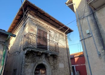 Edificio all\'aperto - Trilocale VIA ZAMPUCO
 
5, Tagliacozzo - foto 48