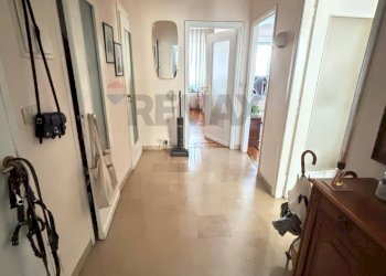 Hall / corridoio - Trilocale via Reinier
 
5, Torino - foto 6