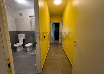 Hall / corridoio - Quadrilocale Via Uligini
 
18, Rivarolo Canavese - foto 9