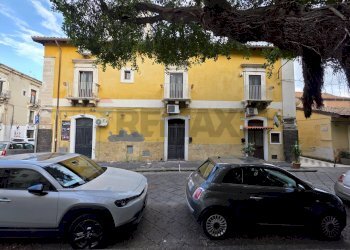 Edificio all\'aperto - Casa indipendente Piazza Niccolo' Machiavelli
 
2, Catania - foto 1