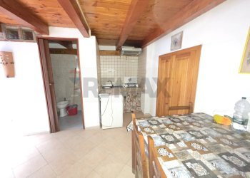 Sala da pranzo - Casa indipendente Piazza Niccolo' Machiavelli
 
2, Catania - foto 6