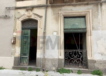 Edificio all\'aperto - Casa indipendente VIA FILIPPO CORDOVA
 
109, Grammichele - foto 2