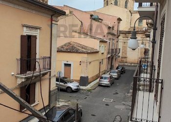 Balcone - Casa indipendente VIA FILIPPO CORDOVA
 
109, Grammichele - foto 21