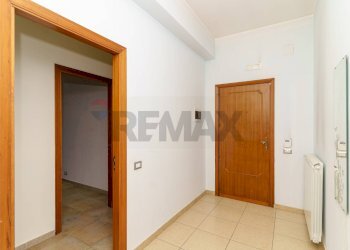 Hall / corridoio - Trilocale Via Federico Delpino
 
6, Catania - foto 9