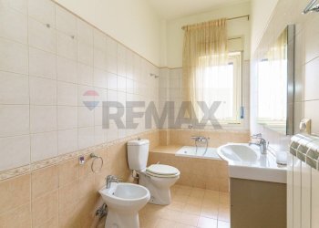 Bagno - Trilocale Via Federico Delpino
 
6, Catania - foto 14