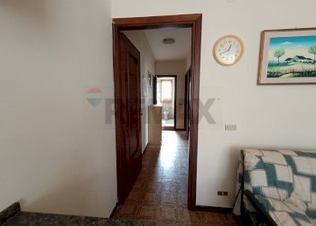 Hall / corridoio - Bilocale contrada  Pantanello
 
sn, Rodi Garganico - foto 12