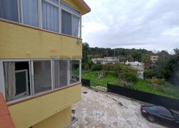 Terrazza - Bilocale contrada  Pantanello
 
sn, Rodi Garganico - foto 30