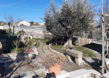 Giardino - Agriturismo Contrada Cupazzo
 
5, Monteleone di Puglia - foto 5