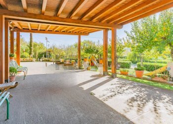 Terrazza - Agriturismo Contrada Cupazzo
 
5, Monteleone di Puglia - foto 60