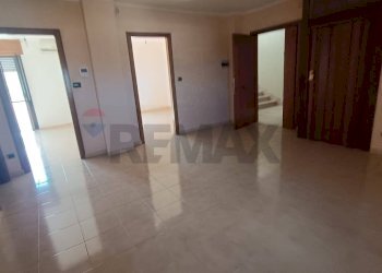 Stanza vuota - Appartamento Via degli Ulivi
 
4, Castelluccio dei Sauri - foto 4