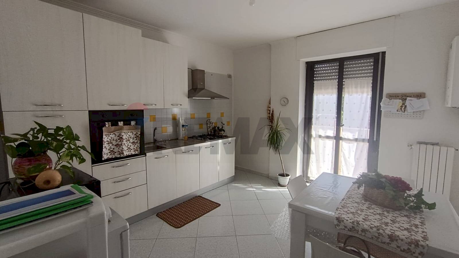 Cucina - Three-room apartment Via degli Ulivi
 
3, Castelluccio dei Sauri - photo 1