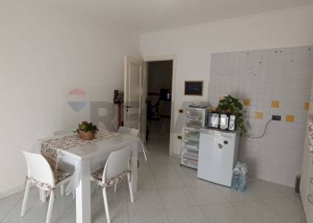 Sala da pranzo - Trilocale Via degli Ulivi
 
3, Castelluccio dei Sauri - foto 4
