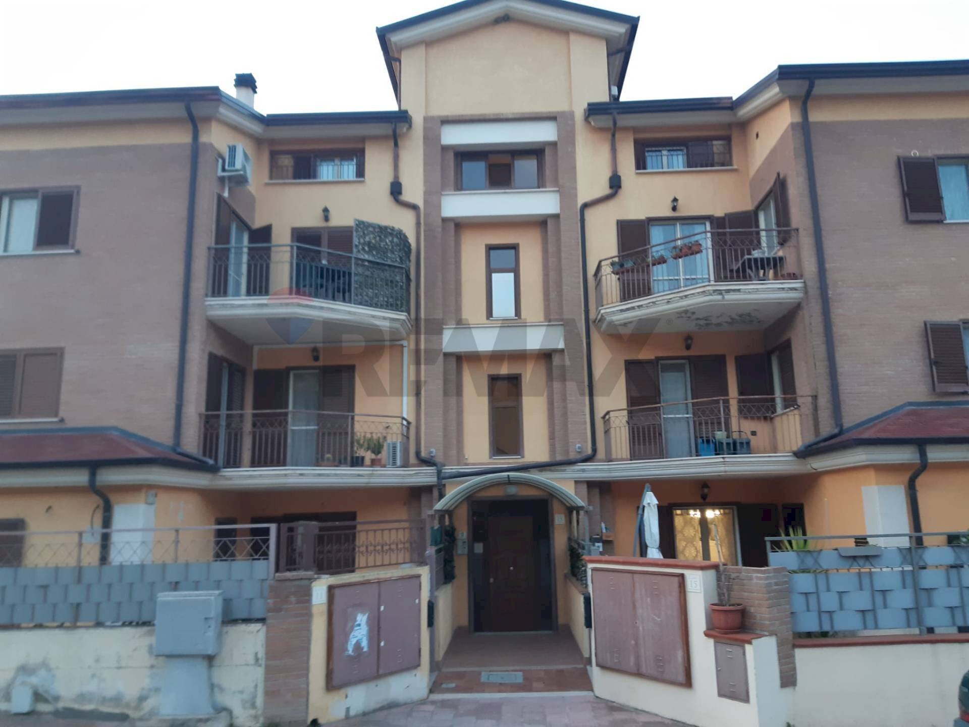 Edificio all\'aperto - Four-room apartment Parco delle More
 
13/B, Castelluccio dei Sauri - photo 1