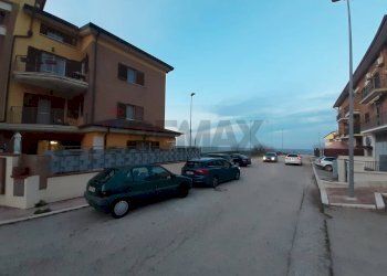 Edificio all\'aperto - Four-room apartment Parco delle More
 
13/B, Castelluccio dei Sauri - photo 4