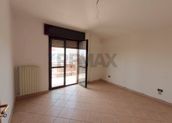 Stanza vuota - Trilocale Via Eduardo De Filippo
 
snc, San Marco in Lamis - foto 7