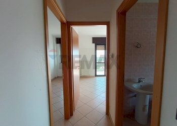 Hall / corridoio - Trilocale Via Eduardo De Filippo
 
snc, San Marco in Lamis - foto 9