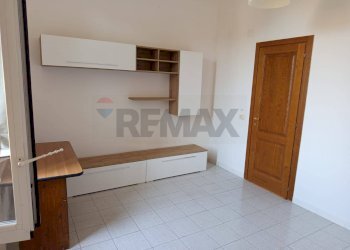 Camera / camera da letto - Four-room apartment Piombino - photo 3
