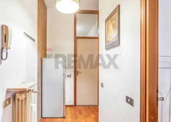 Hall / corridoio - Bilocale Via filippo cossa
 
12, Pavia - foto 12