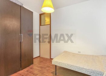 Camera / camera da letto - Bilocale Via filippo cossa
 
12, Pavia - foto 17