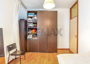 Camera / camera da letto - Bilocale Via filippo cossa
 
12, Pavia - foto 18