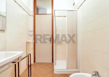 Bagno - Bilocale Via filippo cossa
 
12, Pavia - foto 20