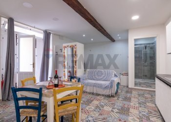 Sala da pranzo - Bilocale Via Dogana
 
6, Siracusa - foto 5