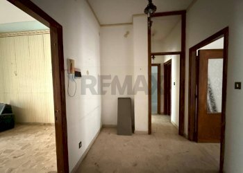 Hall / corridoio - Trilocale via della pentapoli
 
102, Priolo Gargallo - foto 2