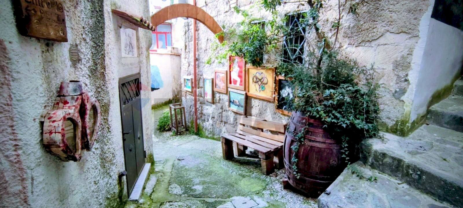 Giardino - Casa semi indipendente VIA  PADRE GIROLAMO MONTEFORTINO
 
9, Artena - foto 3