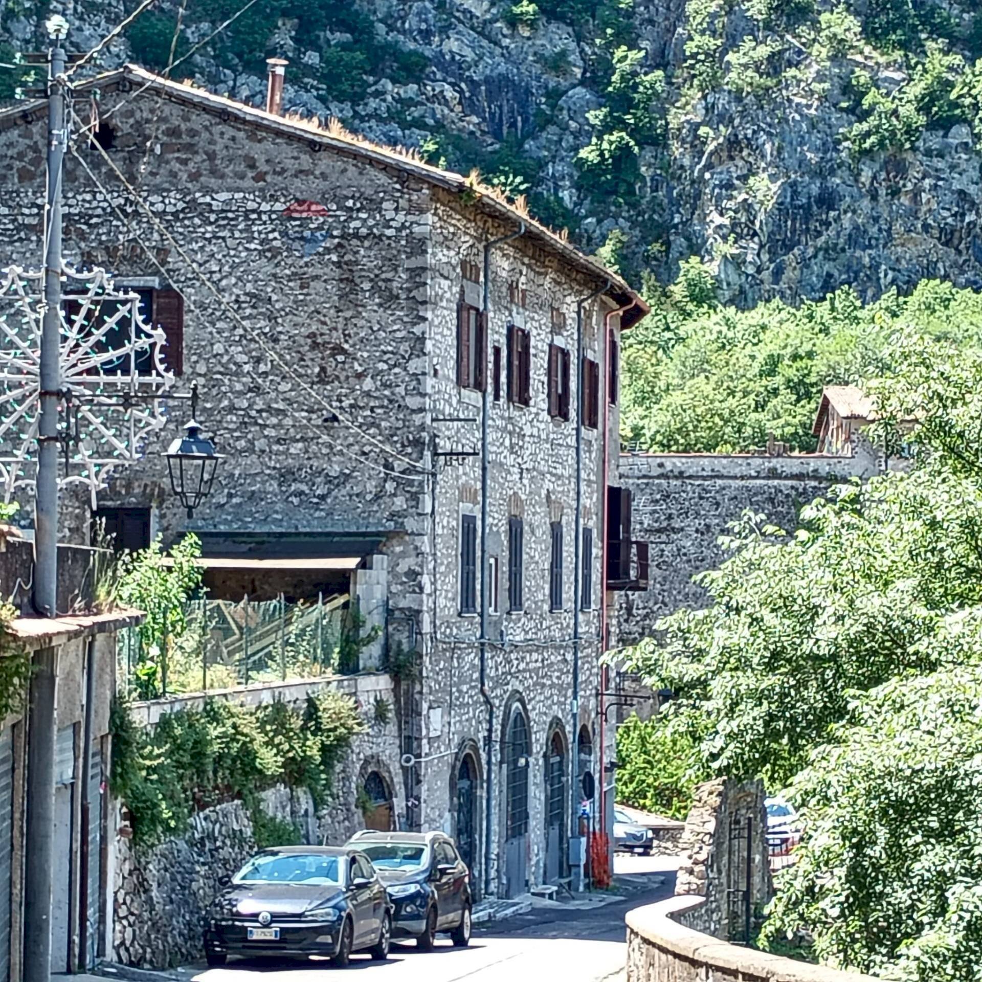 Casa all\'aperto - Semi-detached house VIA PADRE GIROLAMO MONTEFORTINO
9, Artena - photo 3