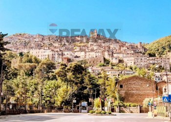 Edificio all\'aperto - Semi-detached house VIA  PADRE GIROLAMO MONTEFORTINO
 
9, Artena - photo 1