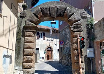 Casa all\'aperto - Semi-detached house VIA  PADRE GIROLAMO MONTEFORTINO
 
9, Artena - photo 2